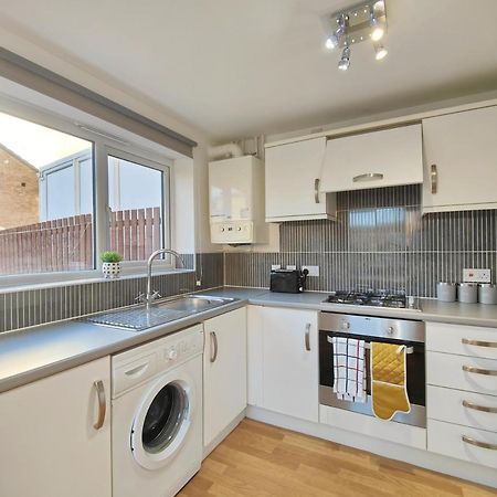 Villa The Metcombe - Bright Townhouse With Free Parking 10 Minutes Walk To Coop Live Manchester Exterior foto