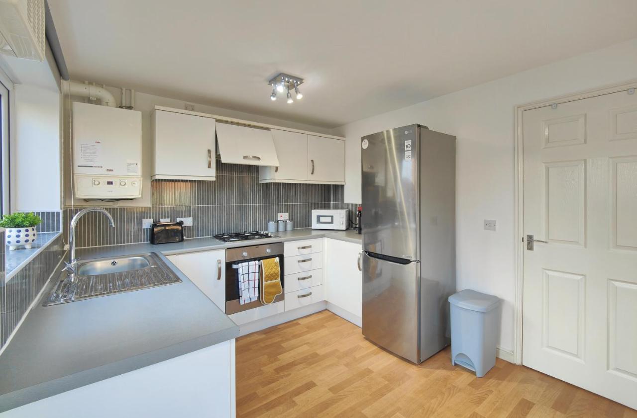 Villa The Metcombe - Bright Townhouse With Free Parking 10 Minutes Walk To Coop Live Manchester Exterior foto